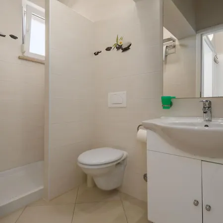 Paradiso Fuer 2 Personen Mit Pool * Porec
